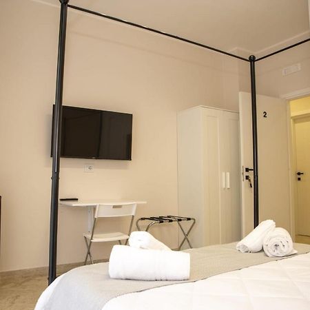 Quinto Apartments Бари Экстерьер фото