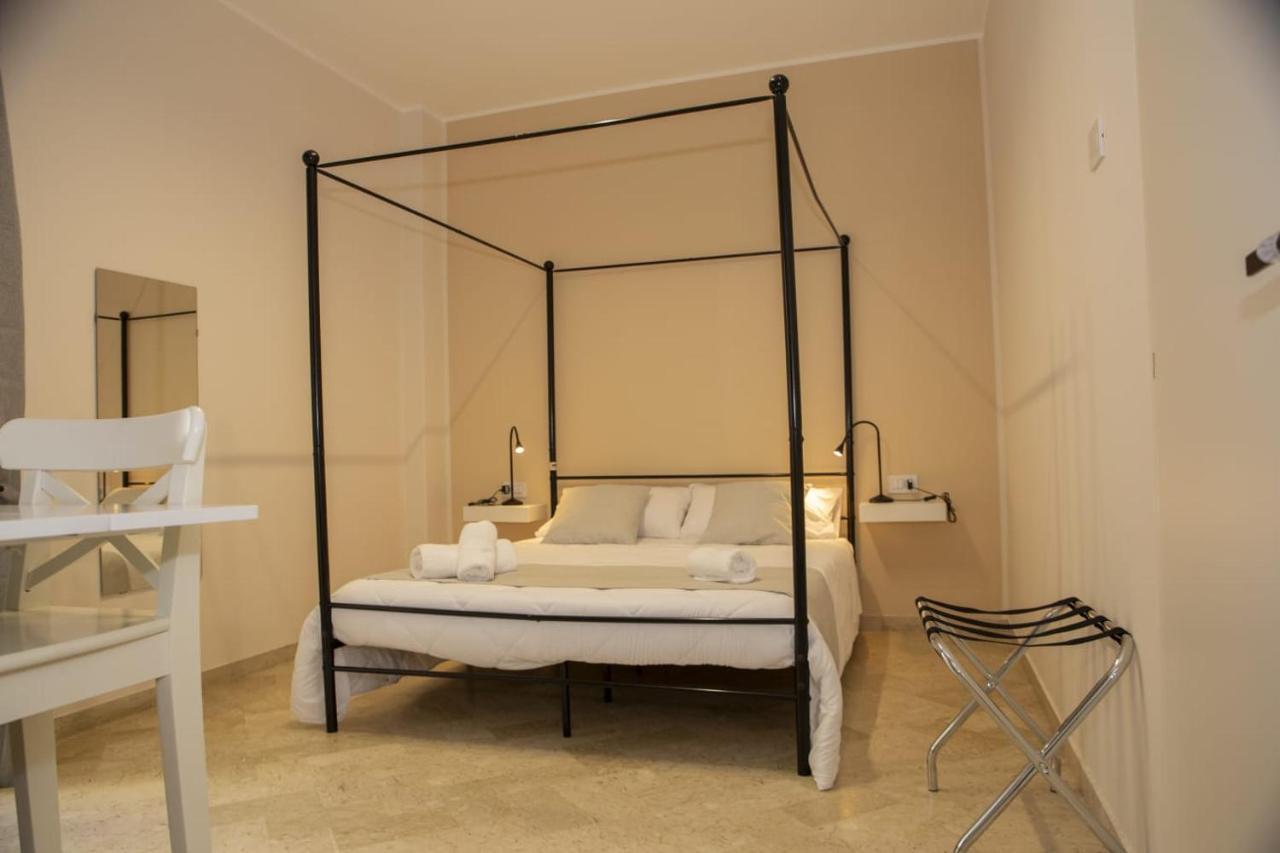 Quinto Apartments Бари Экстерьер фото
